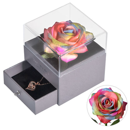 Boîte à Bijoux avec Collier en Rose Éternelle