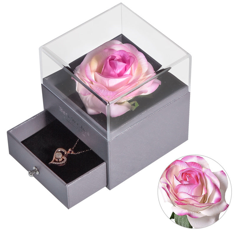 Boîte à Bijoux avec Collier en Rose Éternelle